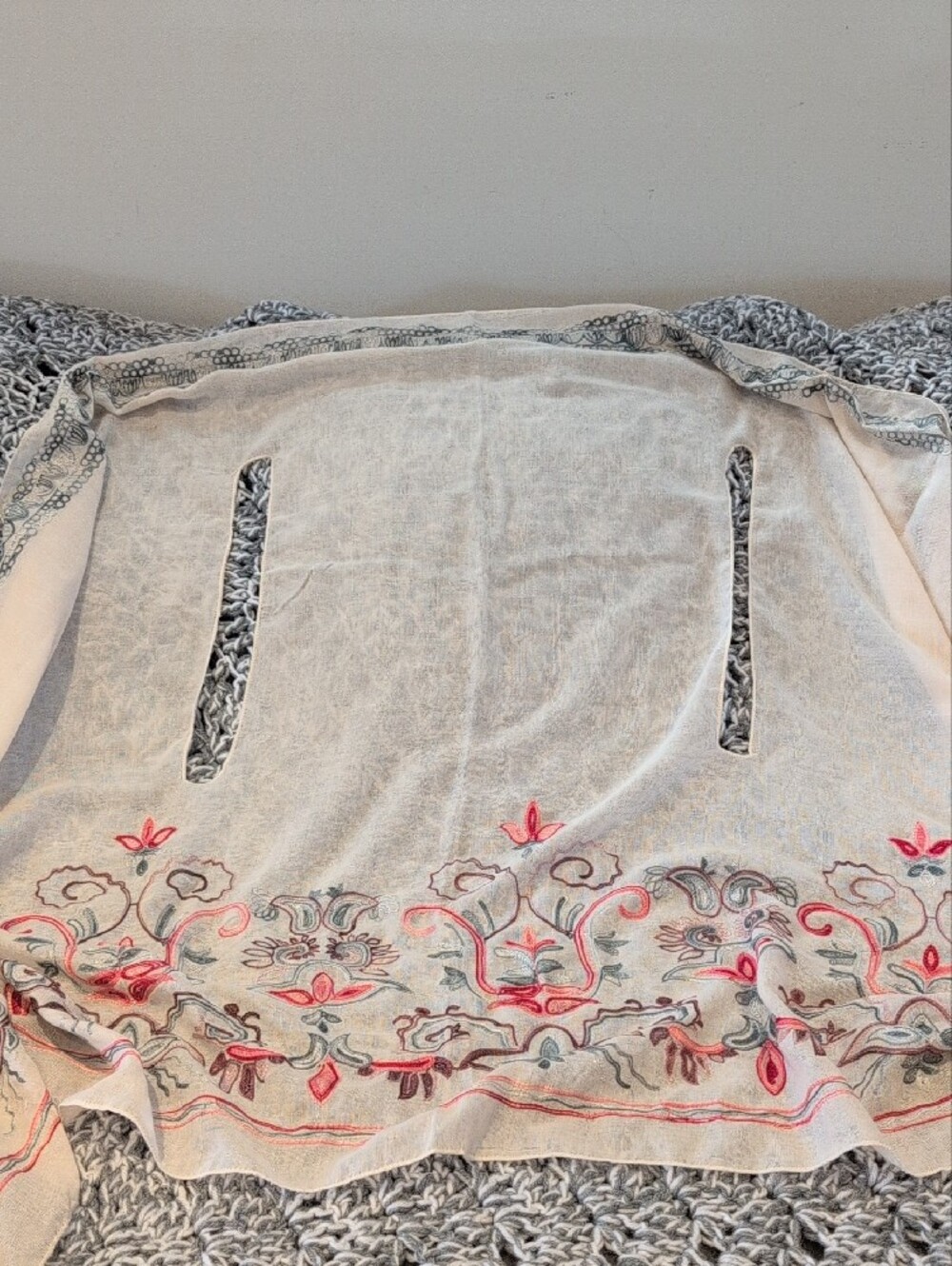 479 - 🌸 Boho Embroidered Duster Vest | Ethereal Cottagecore Kimono Cover-Up | - Picture 9 of 10